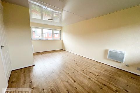 2 bedroom apartment for sale, York Close, Clayton Le Moors, Accrington, Lancashire, BB5