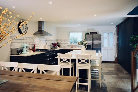 61 Addington Street, Ramsgate, CT11 9JQ