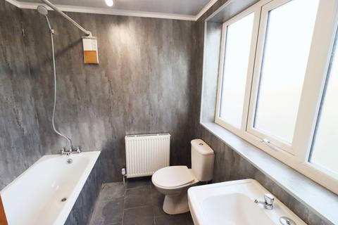 2 bedroom end of terrace house to rent, Forth Street, Chopwell NE17