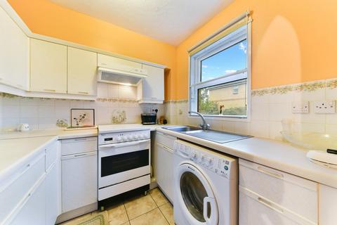 2 bedroom apartment for sale, Foxtail House, Taylor Close, Hounslow, TW3
