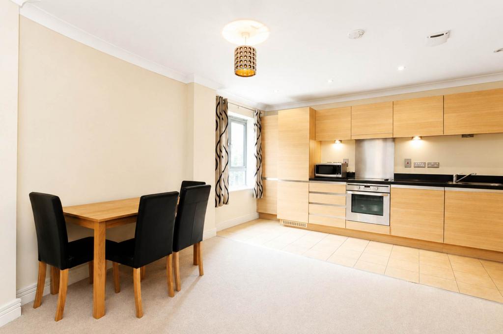 Apartment in Oxford, Summertown - View 3