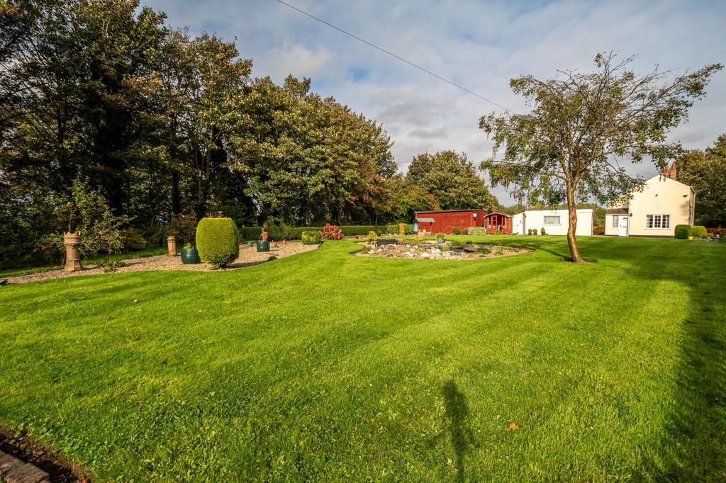 Main Lawn