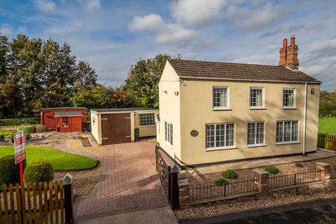 Glebe Cottage Old Main Road, Irby, Grimsby, DN37 7JW