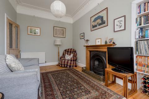 3/5 Links Place, Edinburgh, EH6 7EZ