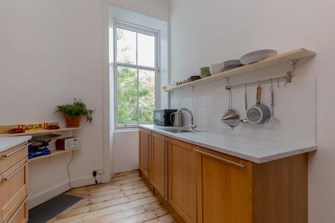 3/5 Links Place, Edinburgh, EH6 7EZ