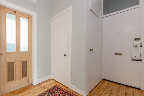 3/5 Links Place, Edinburgh, EH6 7EZ