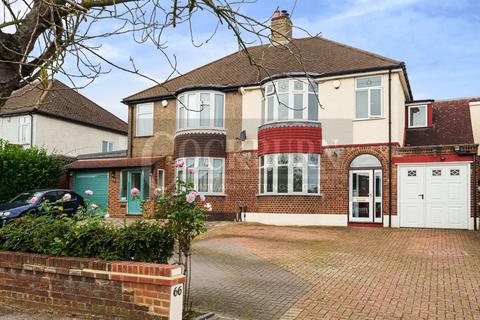 66 Chapel Farm Road, London, SE9 3NQ
