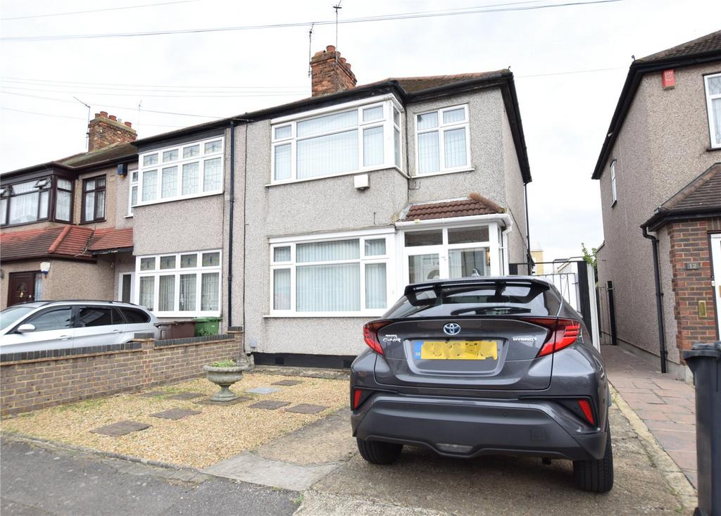 Temple Avenue, Dagenham, RM8 3 bed end of terrace house £440,000