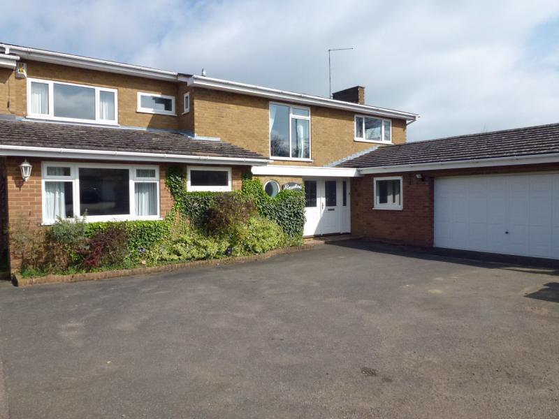 Preston Deanery Road, Quinton, Northamptonshire, NN7 5 bed detached
