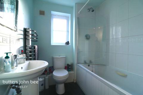 53 Chillington Way, Stoke-on-trent, ST6 8GJ