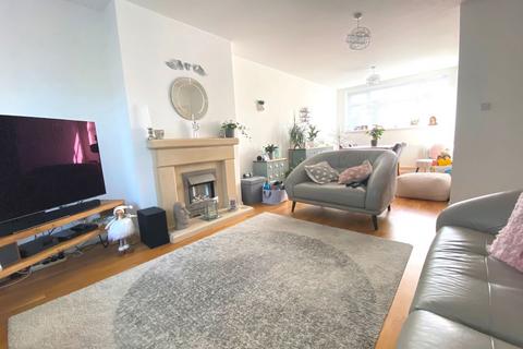 269 Hazeldene Road, Northampton, NN2 7NZ