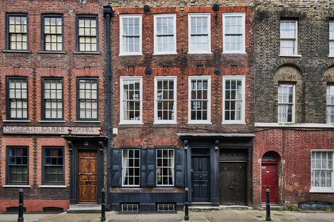 4 bedroom terraced house for sale - Princelet Street, London E1
