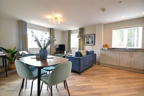 2 bedroom apartment for sale - Crawley Down Road, Felbridge, West Sussex, RH19