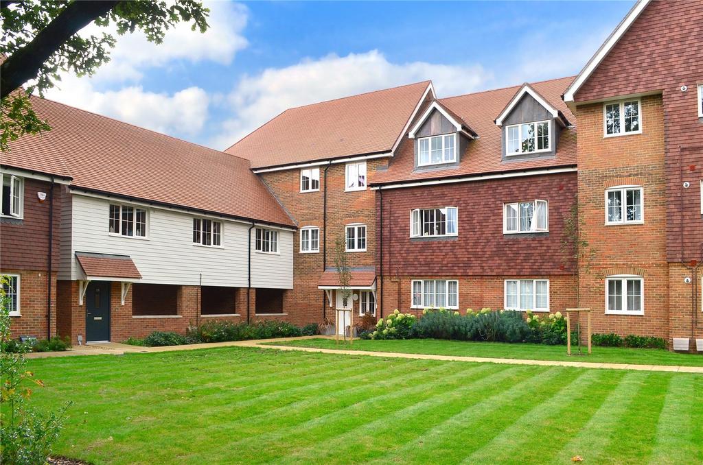Crawley Down Road, Felbridge, West... 2 bed apartment for sale £320,000