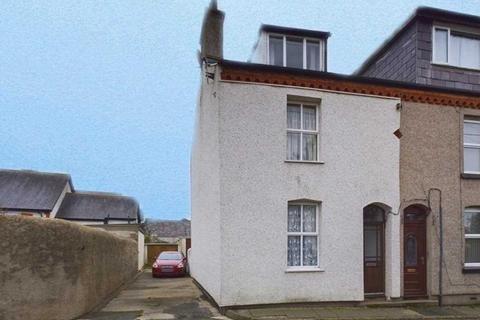 3 bedroom end of terrace house for sale, Glascoed Road, Cemaes