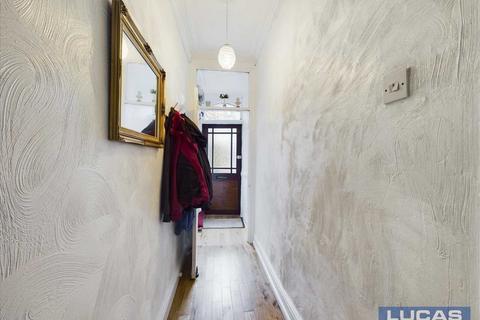 3 bedroom end of terrace house for sale, Glascoed Road, Cemaes