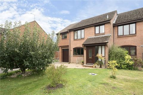 4 bedroom end of terrace house for sale, Riverside Gardens, Romsey, Hampshire