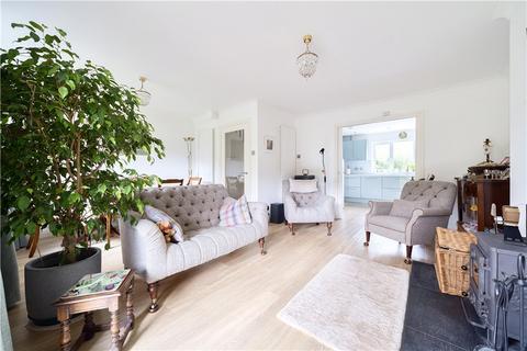 4 bedroom end of terrace house for sale, Riverside Gardens, Romsey, Hampshire