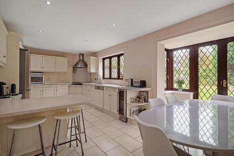 18 Broadwells Crescent, Coventry, CV4 8JD