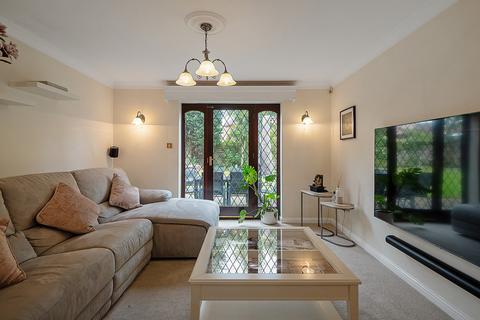 18 Broadwells Crescent, Coventry, CV4 8JD