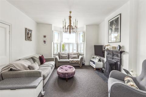 4 bedroom semi-detached house for sale - Gordon Road, Claygate, Esher, KT10