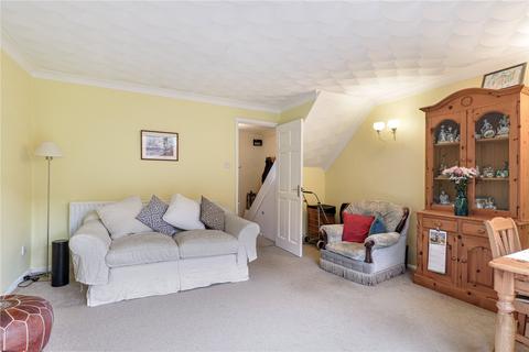 67 Abbots Field, Gravesend, DA12 5JA