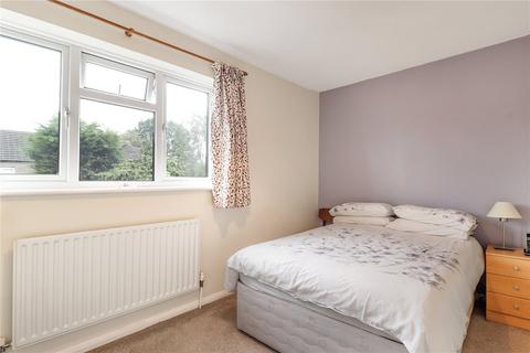 67 Abbots Field, Gravesend, DA12 5JA