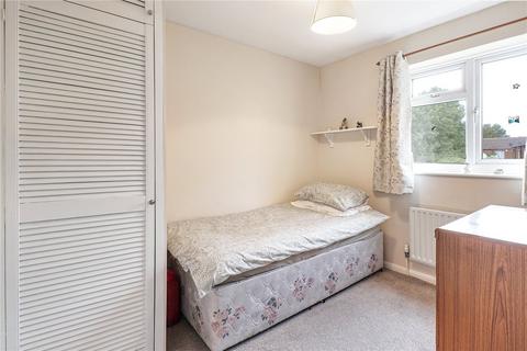 67 Abbots Field, Gravesend, DA12 5JA