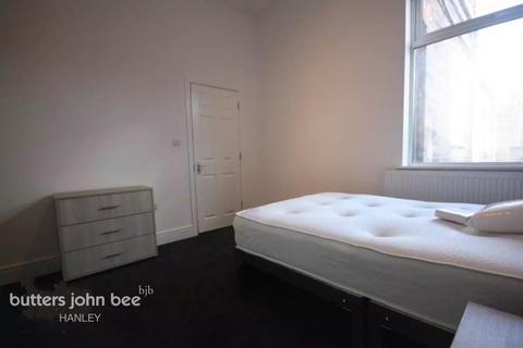 6 bedroom end of terrace house for sale - Campbell Terrace, Stoke-On-Trent ST1 6LS