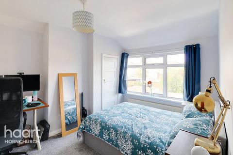 11 Woburn Avenue, Hornchurch, RM12 4NQ
