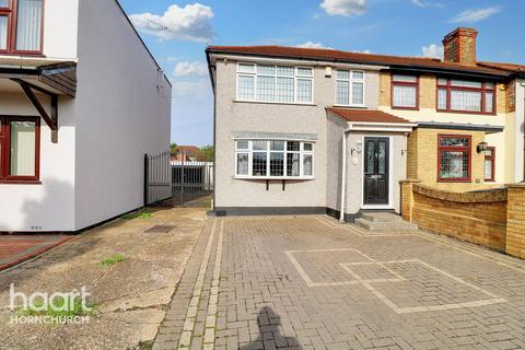 11 Woburn Avenue, Hornchurch, RM12 4NQ