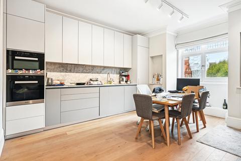 2 bedroom apartment to rent - Sloane Gardens, London, SW1W