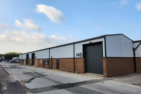 Industrial unit to rent, Queensway Industrial Estate, Longbridge Hayes Road, Stoke-on-Trent, ST6 4DS