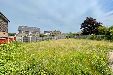 undefined, Sutherland Place, Luton, Bedfordshire, LU1 3SP