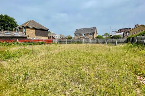 undefined, Sutherland Place, Luton, Bedfordshire, LU1 3SP