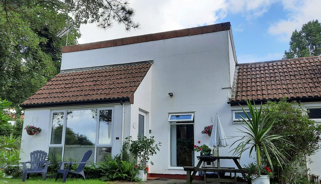 Manor Holiday Village, St... Leisure facility £80,000
