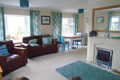 2 bedroom park home for sale - Cotswold Manor Country Park, Stratford Bridge, Tewkesbury GL20