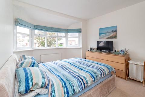 37 Ranelagh Drive, Edgware, HA8 8HN