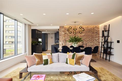 3 bedroom apartment for sale, London, London W1F