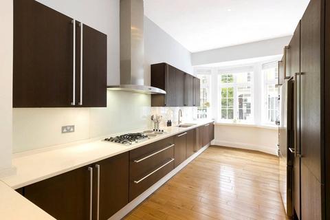 4 bedroom end of terrace house to rent - London, London W2
