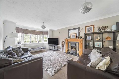 4 bedroom detached house for sale, Farriers Close, Basingstoke
