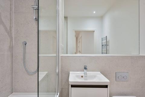 2 bedroom flat for sale, Jade Apartments, 53-59 High Street, New Malden KT3