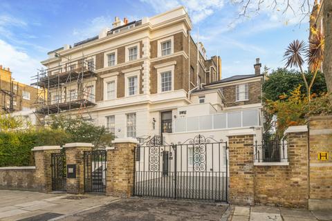 2 bedroom flat for sale, Hamilton Terrace, St John's Wood, London