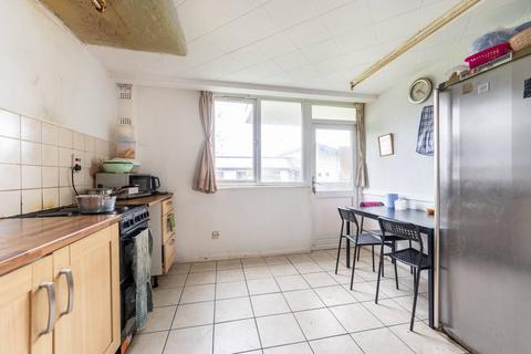 Linthorpe Avenue, Wembley, HA0