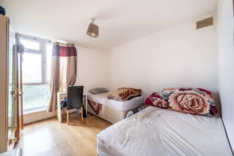 2 bedroom flat for sale, Linthorpe Avenue, Wembley, HA0
