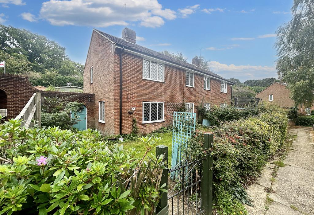 East Howe Lane, Bournemouth, Dorset 3 bed semidetached house for sale