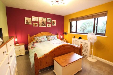 8 Ashton Close, Abbeydale, Gloucester, GL4 5BP