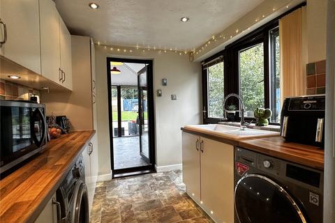 8 Ashton Close, Abbeydale, Gloucester, GL4 5BP