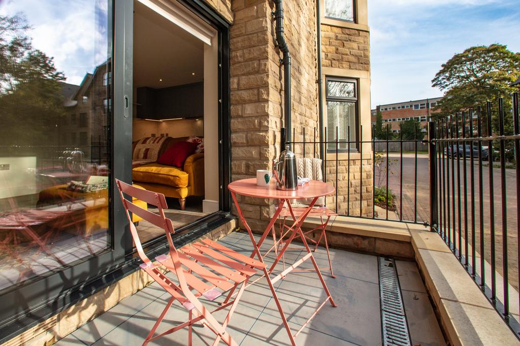 Apartment in Leeds - View 5