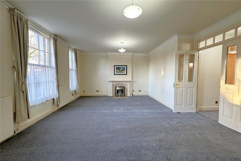 2 bedroom apartment to rent, Warwick Road, Beaconsfield, HP9